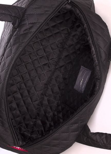 Стьобана сумка-саквояж POOLPARTY чорна ns4-eco-black фото
